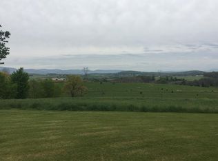 626 Eakle Rd, Staunton, VA 24401