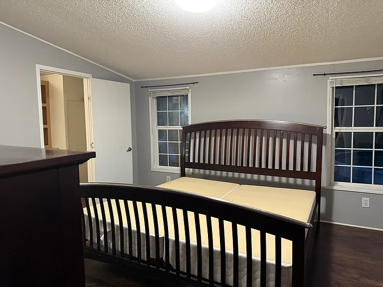 7029 Forbes Rd — Photo 13