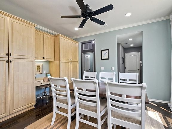 5th image of 1036 Breakaway Dr