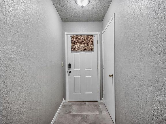 5th image of 12328 Newgate Dr