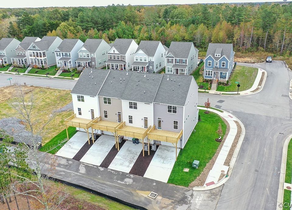 2nd image of 17024 Thornapple Ct #24