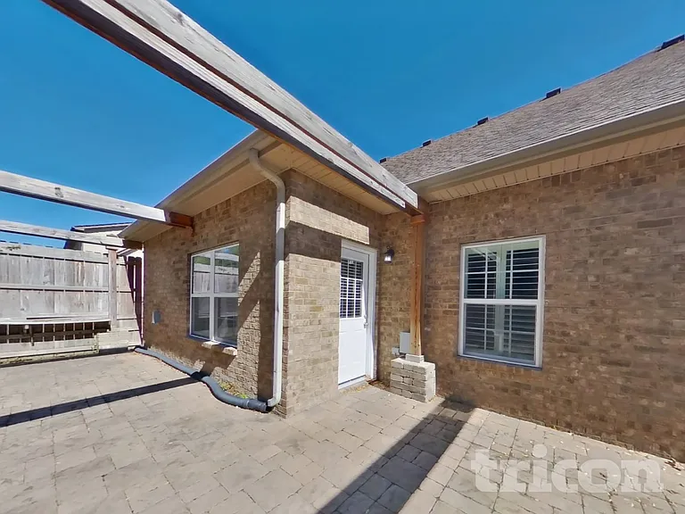 8820 Cole St — Photo 14