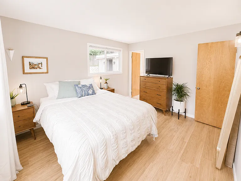 Main Bedroom - With Ensuite