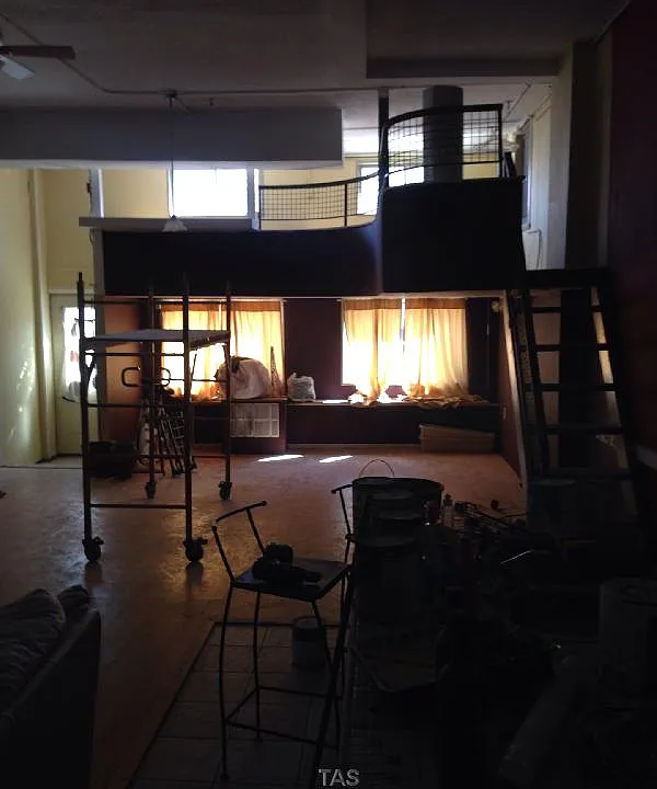 Building Photo 3