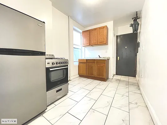 Rented by Native Real Estate LLC | media 17