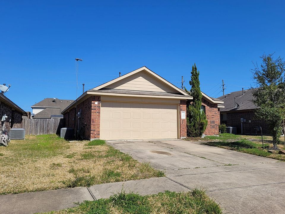 2nd image of 23418 Dukes Run Dr