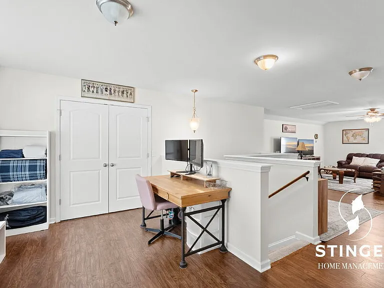 132 Glory Rd — Photo 35