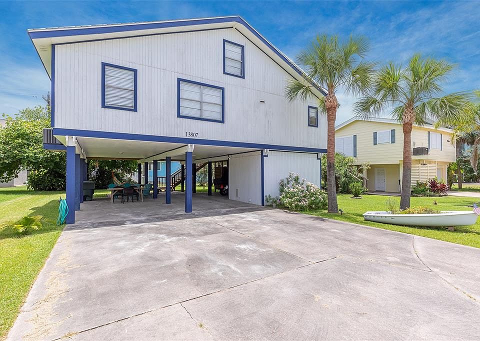 1st image of 13807 San Domingo Dr