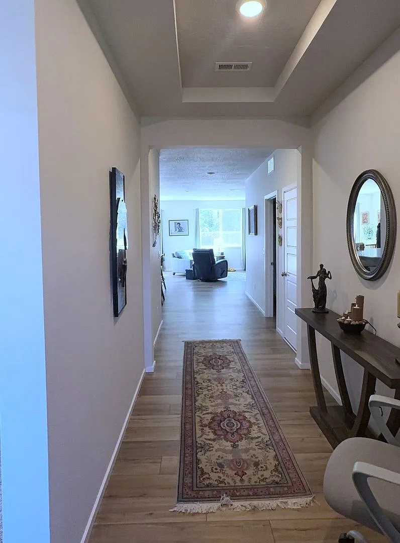 Charming 3-bedroom, 2-bath home in Hayden — Photo 3