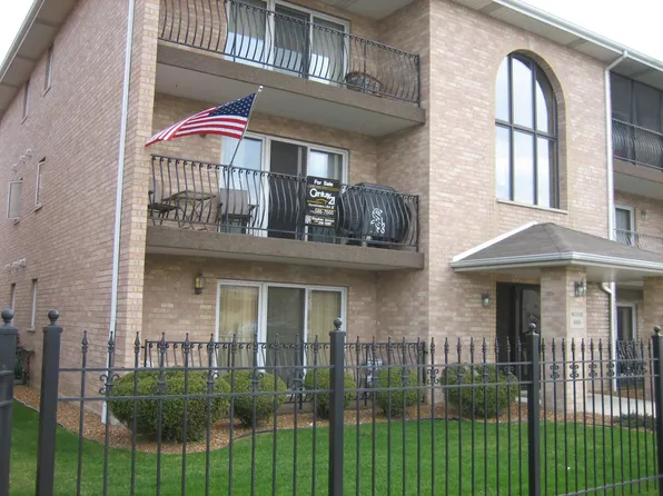 6519 W 63rd St #2A, Chicago, IL 60638
