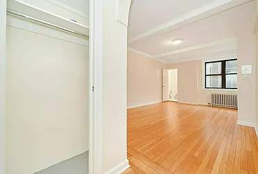 Rented by Living New York