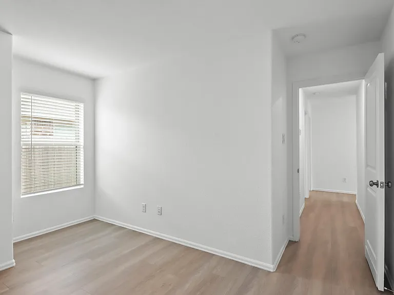 8807 Bar Harbor Dr — Photo 18