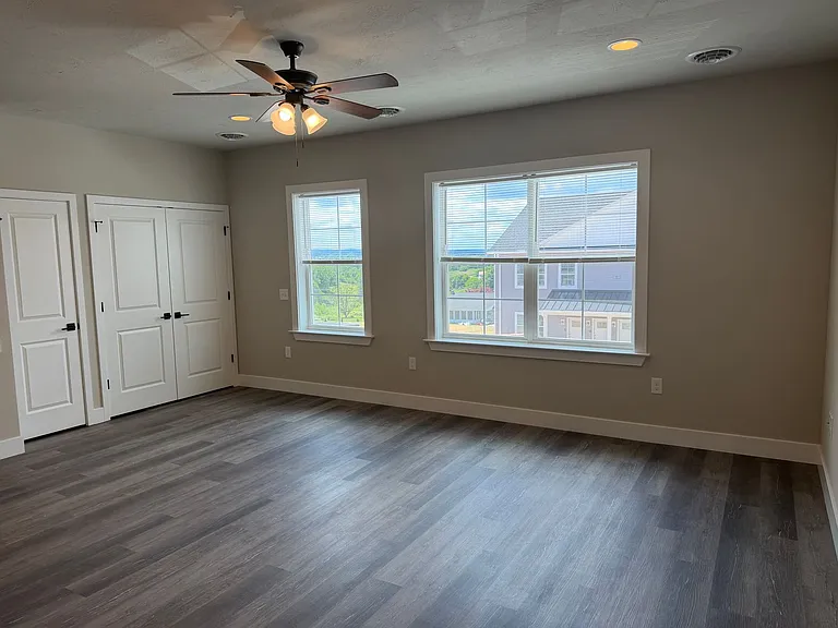 Salem Run Apartments Phase 2 — Photo 167