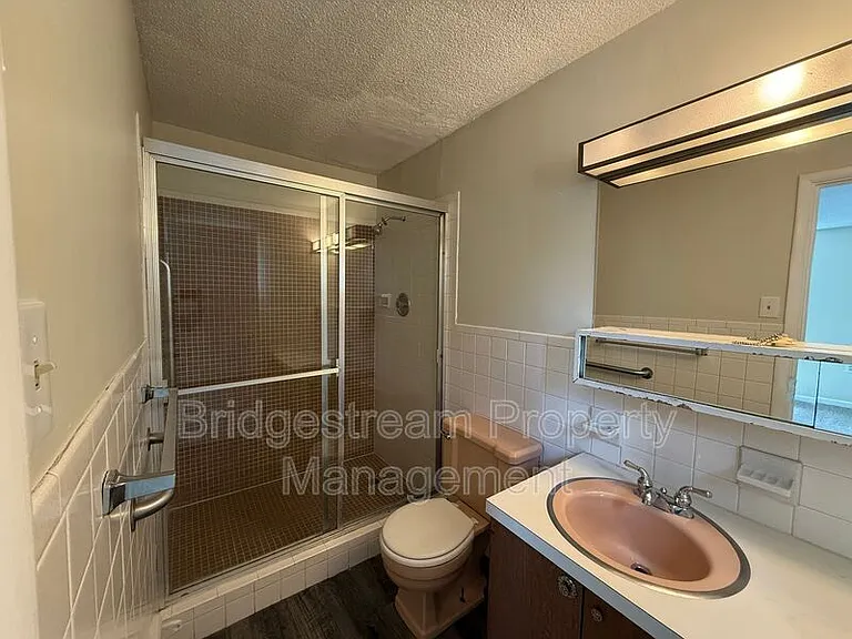 519 Heather Dr #1C — Photo 10
