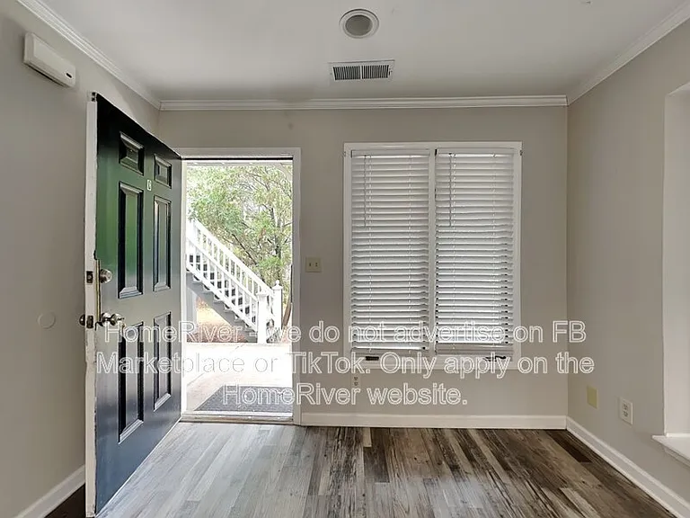 2785 Country Ct SE #C — Photo 7