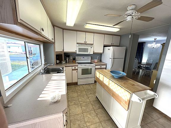 4th image of 209 Spanish Lakes Dr