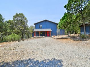 216 Raven Rd, Tijeras, NM 87059