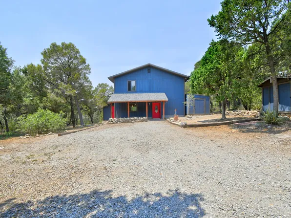 216 Raven Rd, Tijeras, NM 87059