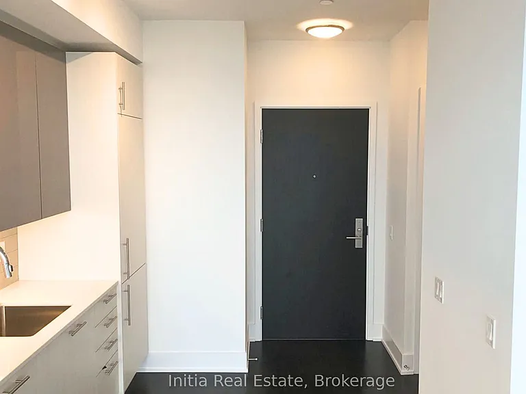 403 Church St #3410 — Photo 4
