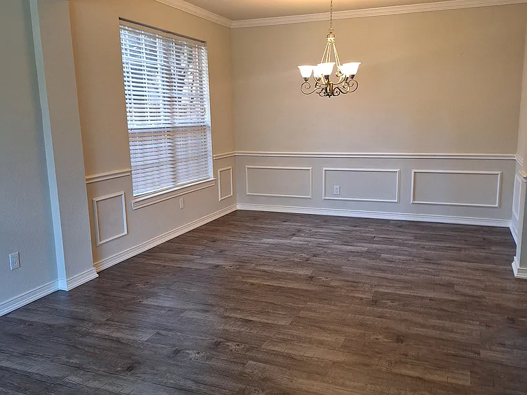 2045 Knights Ct — Photo 5