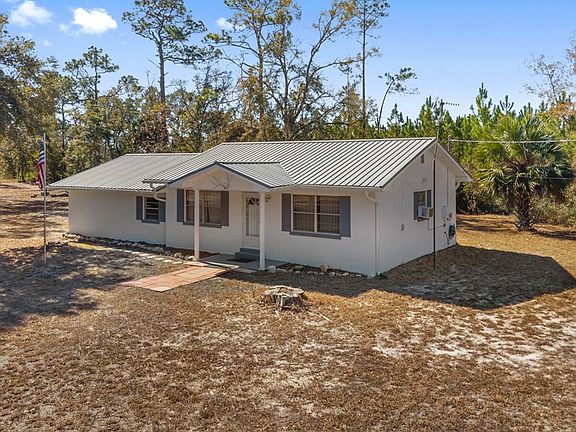 2nd image of 504 SW 649th St
