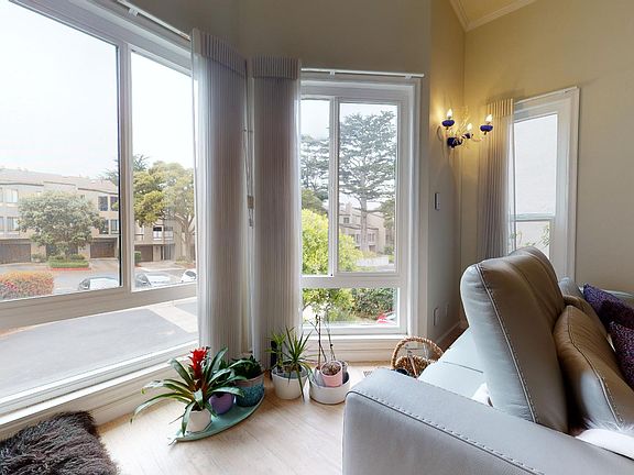 4th image of 228 N Lake Merced Hls