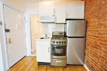 Rented by Best Apartments North Inc