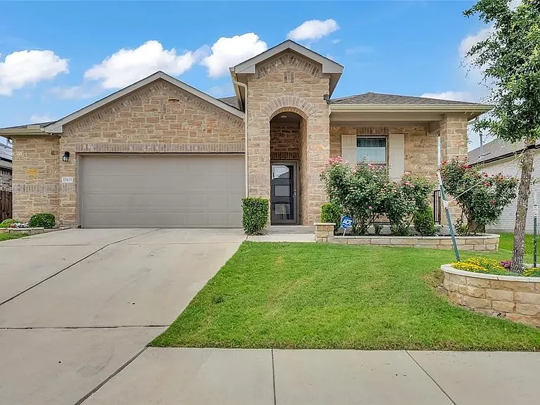 17925 Curio Dr — Photo 38