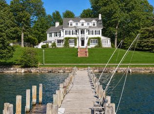 6 Harbor Ln, Shelter Island Heights, NY 11965