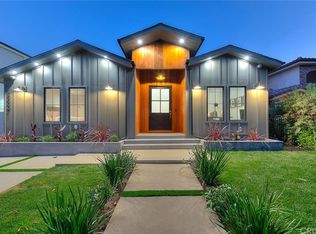 13522 Addison St, Sherman Oaks, CA 91423