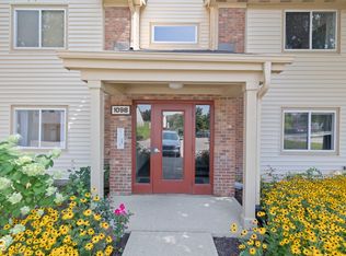 1098 Timber Creek Dr UNIT 6, Carmel, IN 46032