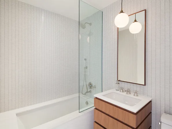 15 Renwick Street image 1 of 12