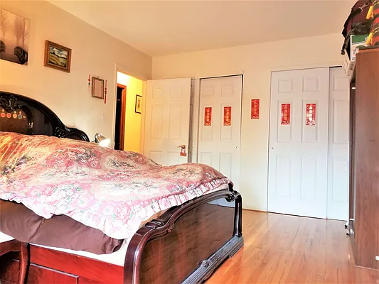 Sold by Pride Estates | media 19