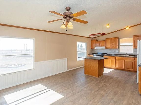 2nd image of 3209 Cholla Dr