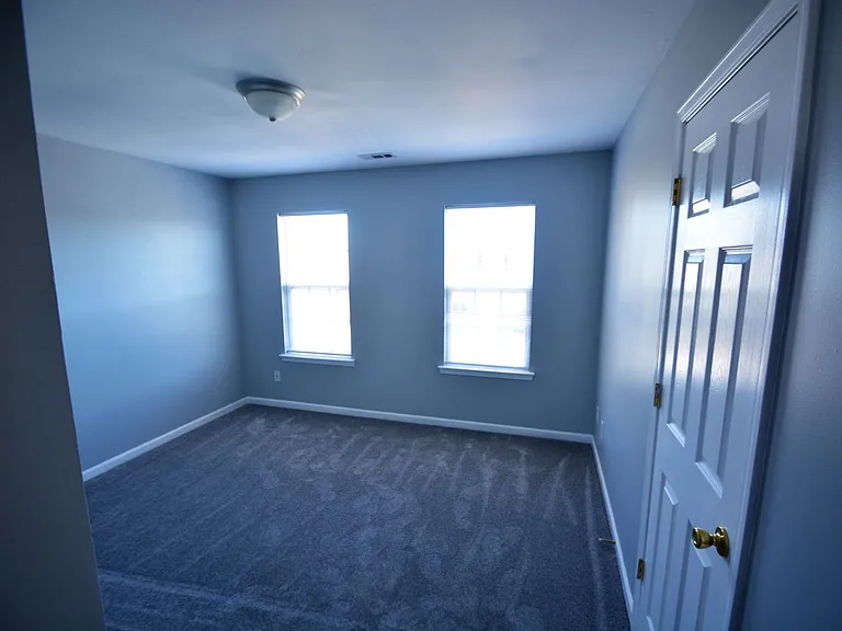 7920 McGarry Trl — Photo 15