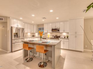 732 E Peppertree Ave, Apache Junction, AZ 85119