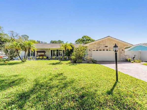 1001 Grovewood Ct