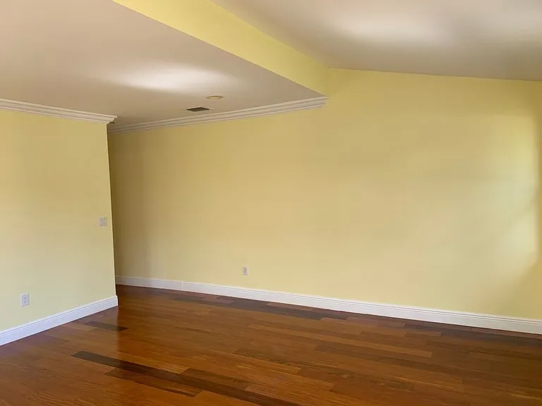 215 Ocean Breeze — Photo 44