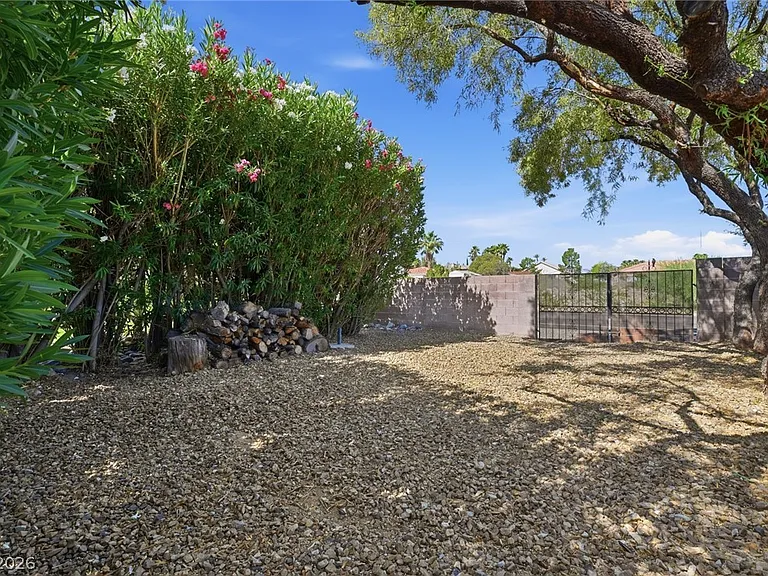 1410 S Monte Cristo Way — Photo 43