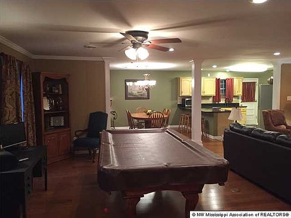 3rd image of 1230 Jewel Dr