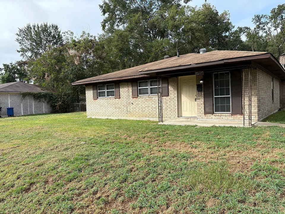 5938 W Canal Blvd