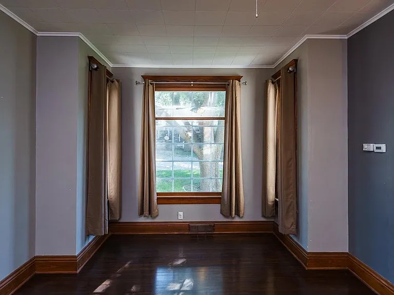 3302 Vinton St — Photo 10