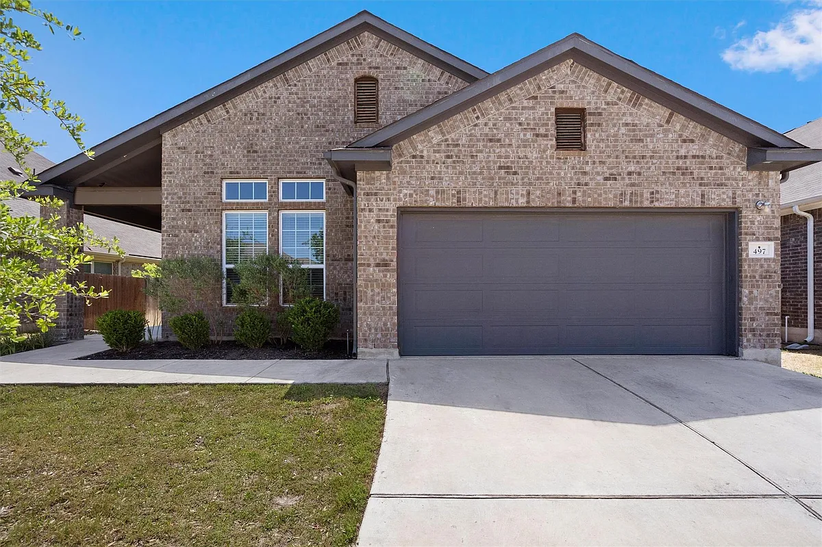 Building Photo - 497 Esperanza Dr
