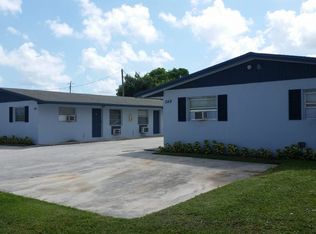 1149 W 28th St #4, West Palm Beach, FL 33404