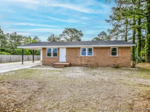 690 Ballance Farm Rd, Saint Pauls, NC 28384