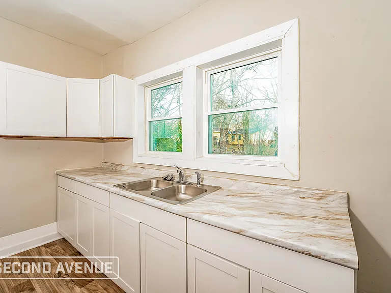 2304 Beulah Ave SW — Photo 11