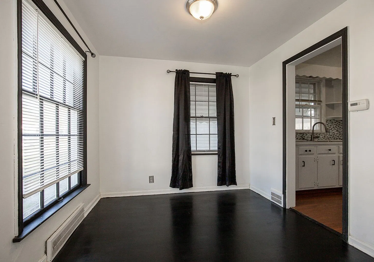Maple Heights charming 2-bedroom, 1-bath colonial — Photo 4