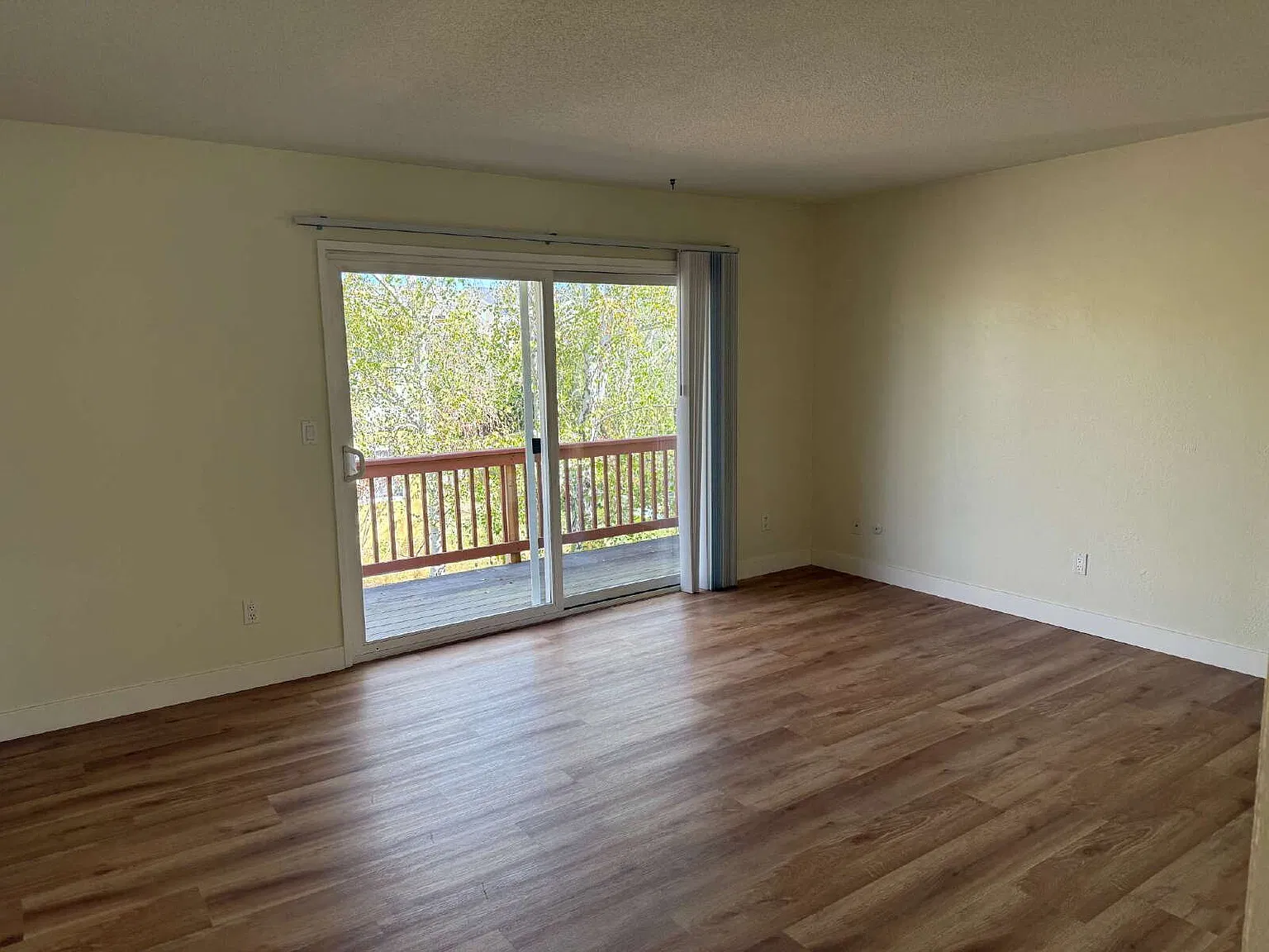 2 bed, 1.0 bath, 900 sqft, $2,695 — Photo 4
