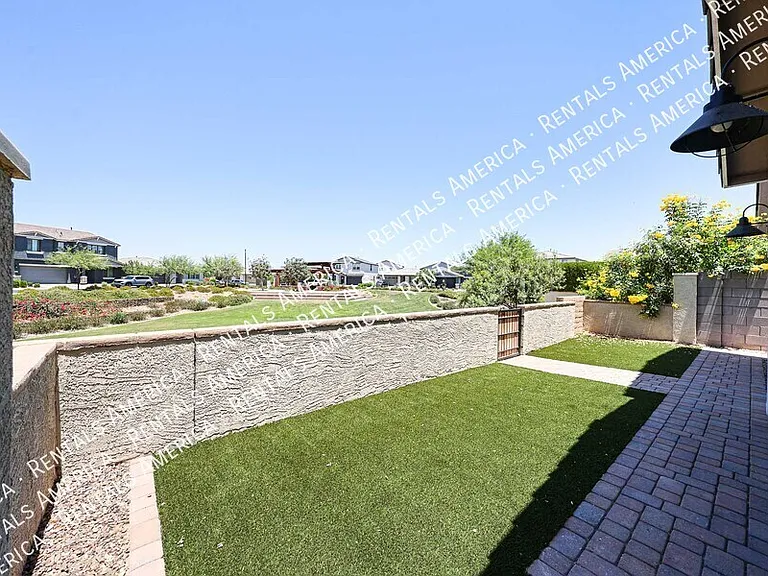 9436 E Supernova Dr — Photo 37