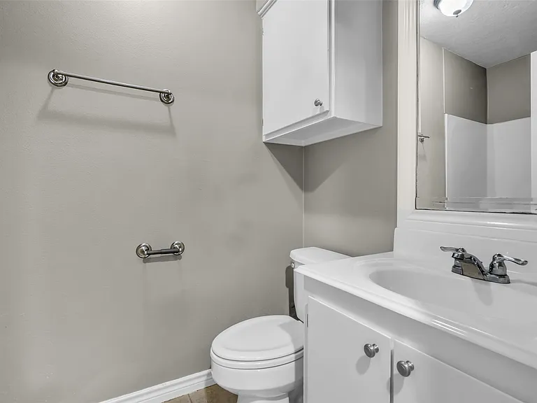 12303 Longfellow Dr — Photo 18